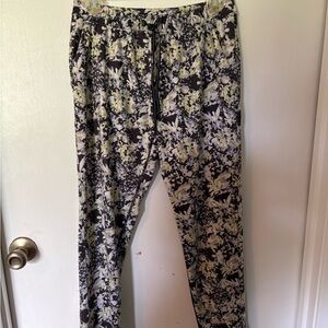 Lululemon Athletica Black and White Floral Pants